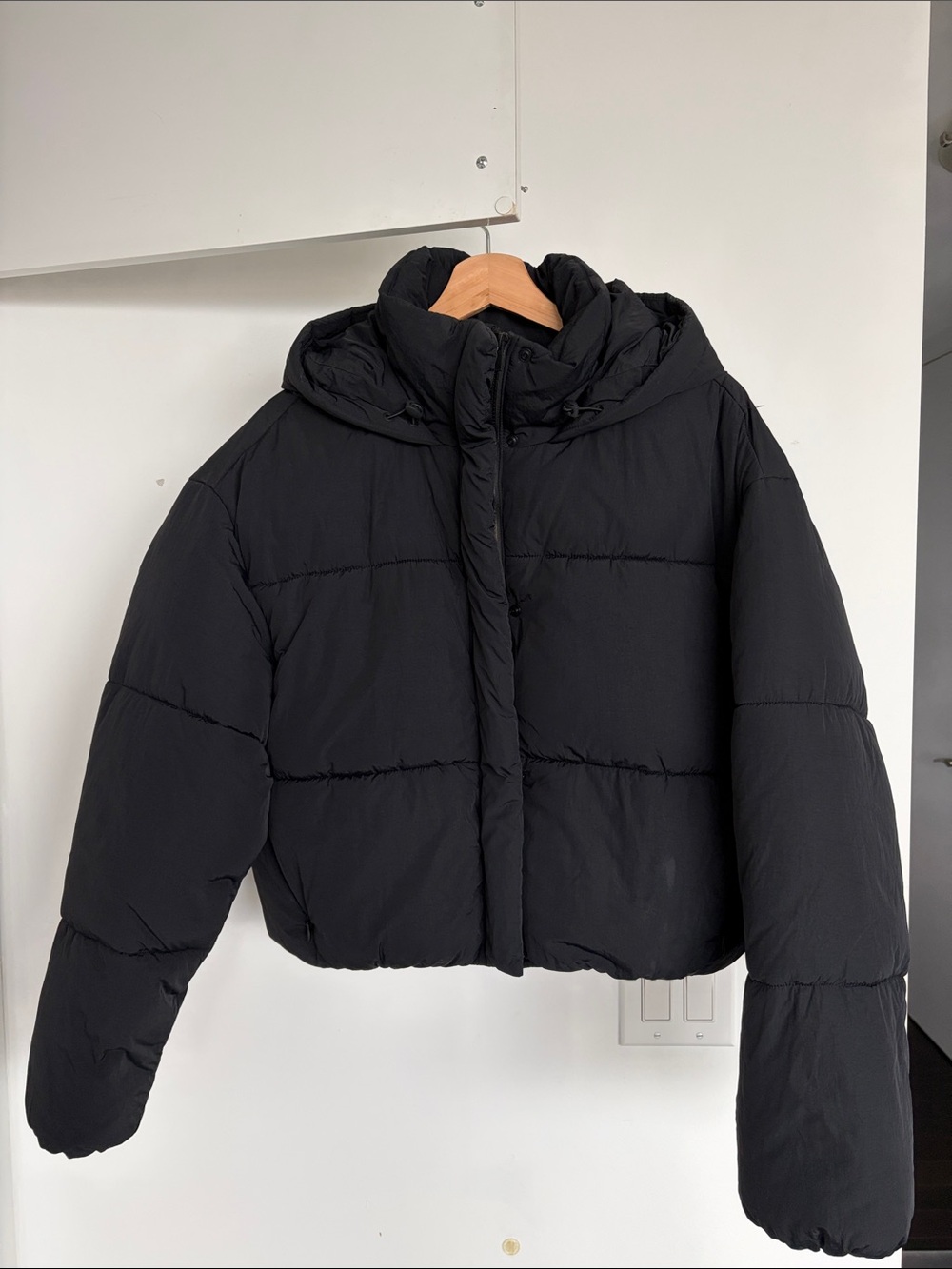 Zara Black Cropped Hooded Puffer Jacket
